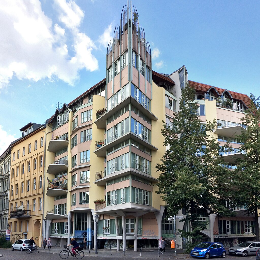 Wohnbebauung-am-Fraenkelufer-Eckhaus-zur-Admiralstr-Berlin-Kreuzberg-IBA-87-Baller-September-2016