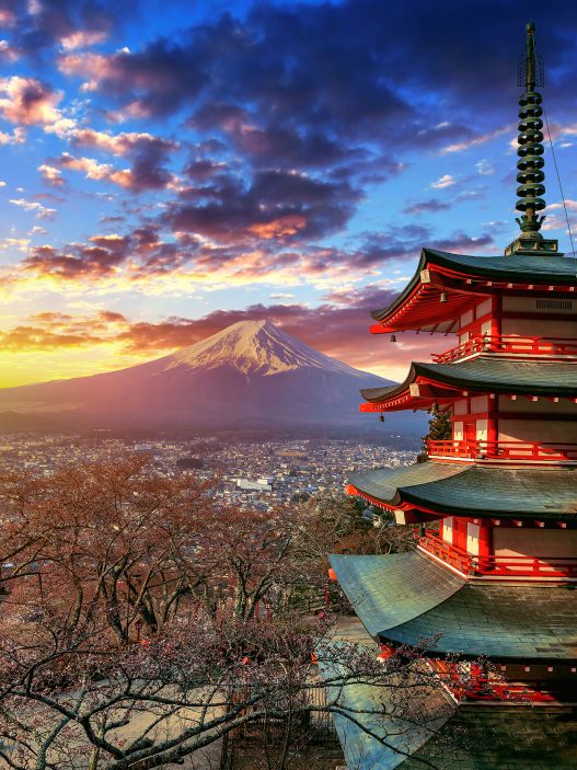 Chureito pagoda and Fuji mountain at sunset in Japan.