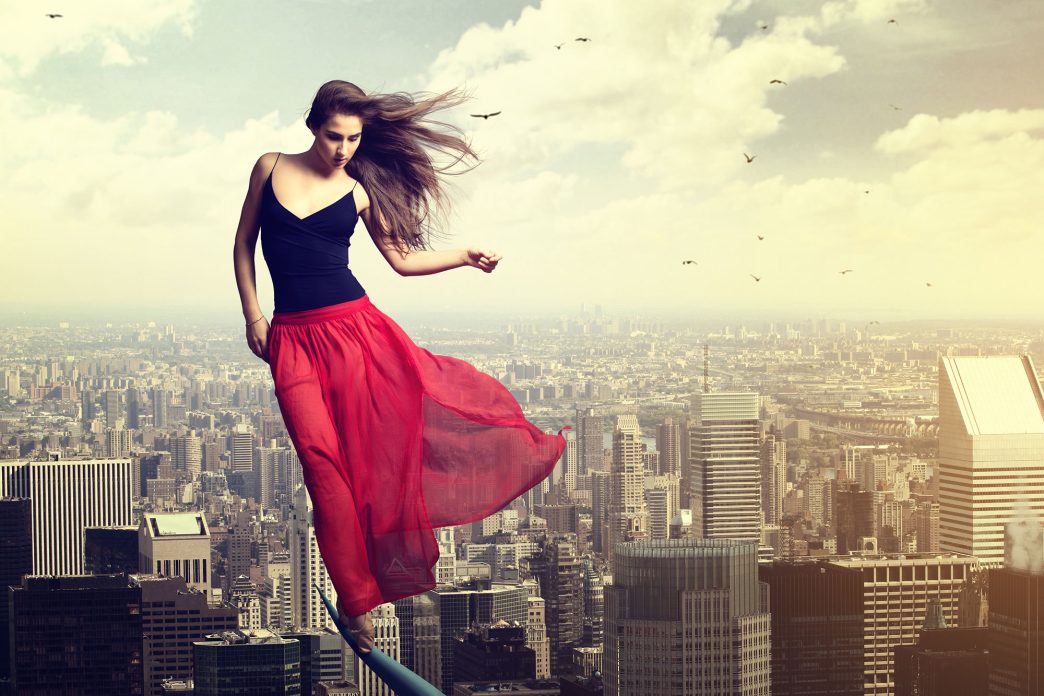 Frau und Hormone in Balance